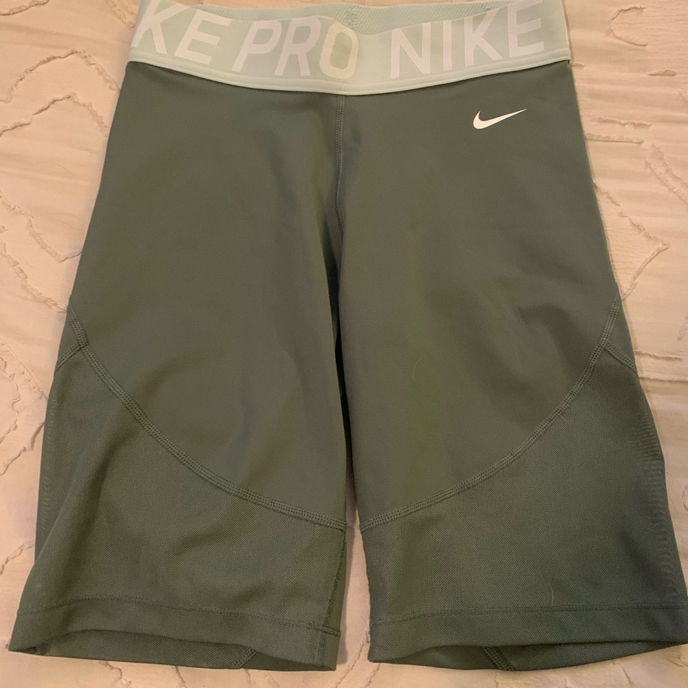 Nike Pro biker shorts